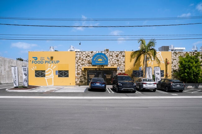 More details for 2509 S Broadway, Santa Ana, CA - Retail for Lease