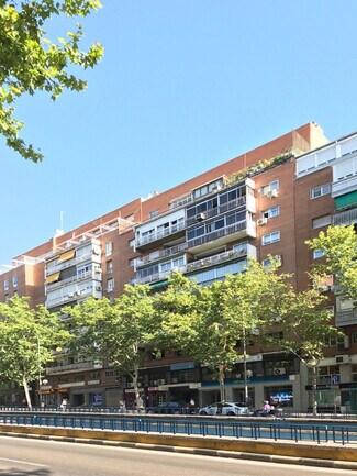 Plus de détails pour Avenida de Mediterráneo, 7, Madrid - Bureau à louer
