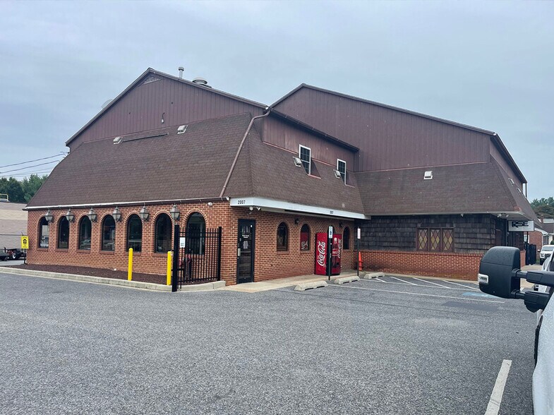 2007 Liberty Rd, Sykesville, MD à louer - Photo du bâtiment - Image 2 de 6