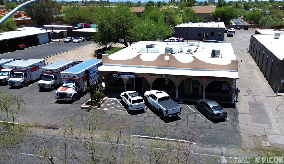 4420 E Speedway Blvd, Tucson, AZ à louer - Photo du bâtiment - Image 2 de 15