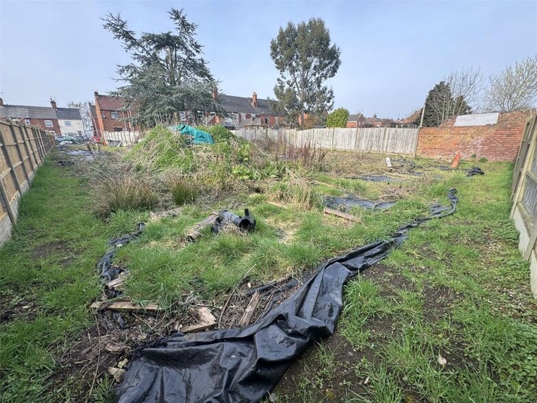 9 Coronation St, Overseal for sale - Building Photo - Image 2 of 4