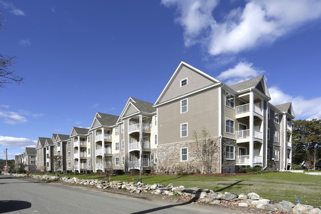 Plus de détails pour 4 Berry St, North Andover, MA - Industriel à louer