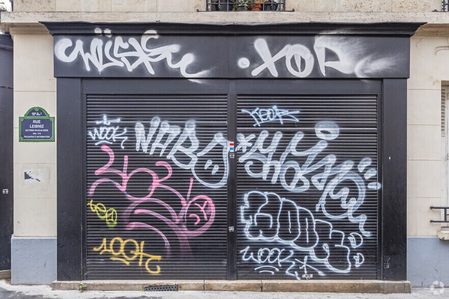 18 Rue Leibniz, Paris à vendre - Photo du bâtiment - Image 2 de 4