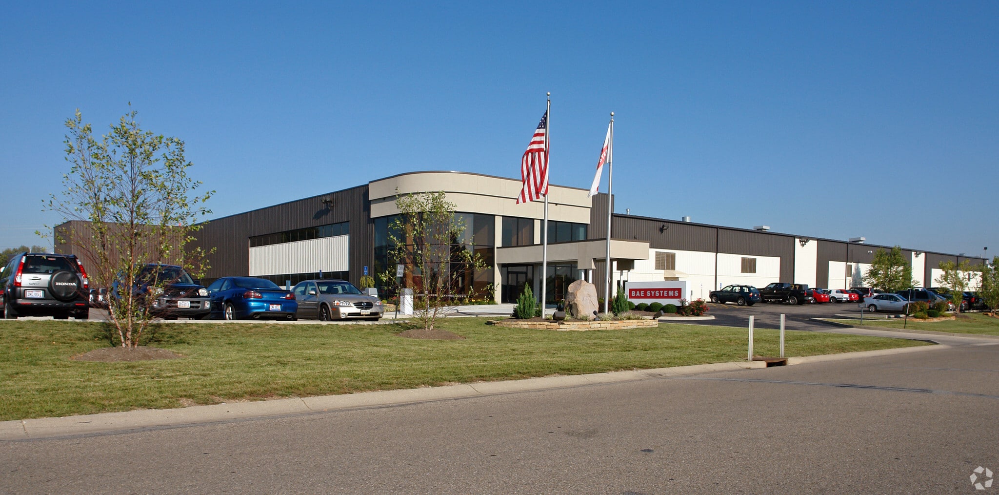 9113 Le Saint Dr, Fairfield, OH for lease Primary Photo- Image 1 of 7