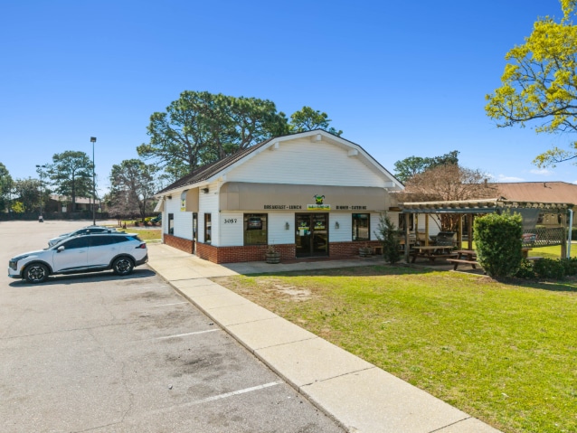 3057 Boone Trl, Fayetteville, NC for sale - Primary Photo - Image 1 of 1