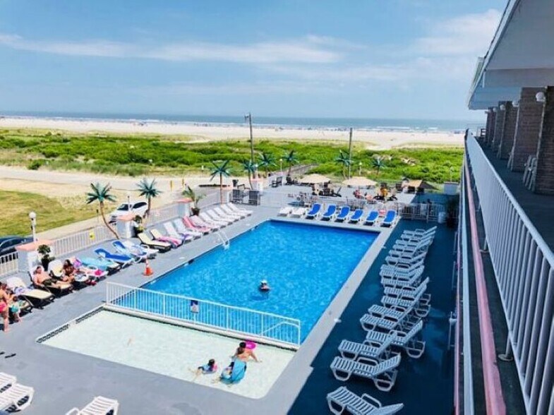 6101 Atlantic Ave, Wildwood Crest, NJ à vendre - Photo du bâtiment - Image 2 de 18