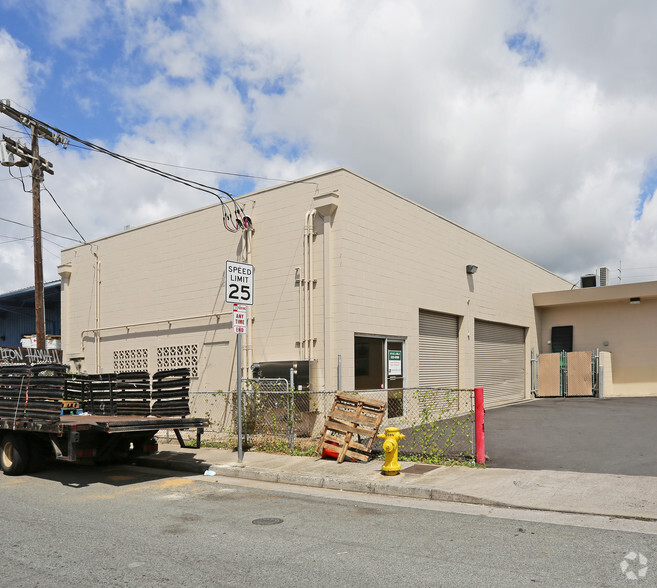 306 Kalihi St, Honolulu, HI à louer - Photo du bâtiment - Image 2 de 3