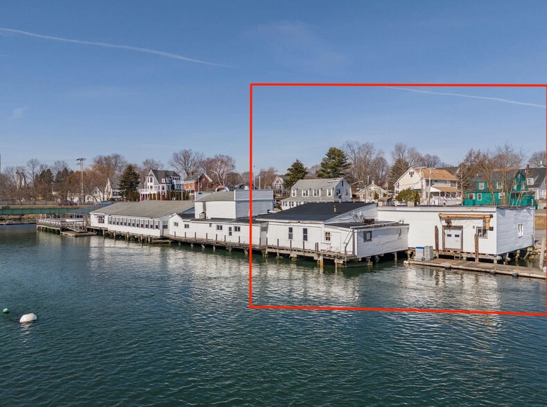 9 Water St, Kittery, ME à louer - Photo du bâtiment - Image 2 de 22