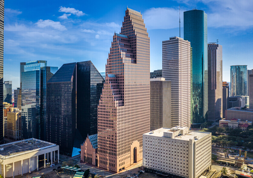 700 Louisiana St, Houston, TX à louer - Photo du b timent - Image 1 de 1