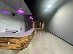 275 NE 18th St, Miami, FL for lease Interior Photo- Image 1 of 13