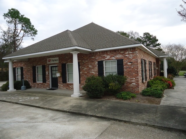 10621 Plaza Americana, Baton Rouge, LA à louer - Photo du bâtiment - Image 2 de 14