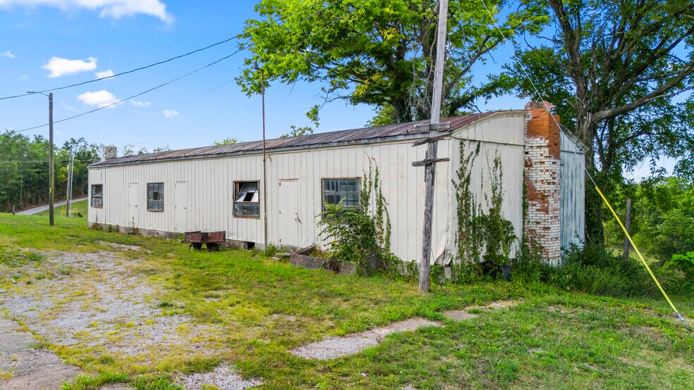 4314 Mackville Rd, Harrodsburg, KY à vendre - Photo du bâtiment - Image 2 de 45