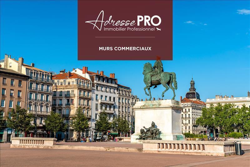 Office in Lyon 06 for sale Building Photo- Image 1 of 3
