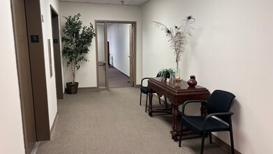 2402 Wildwood Ave, North Little Rock, AR for lease Building Photo- Image 1 of 18