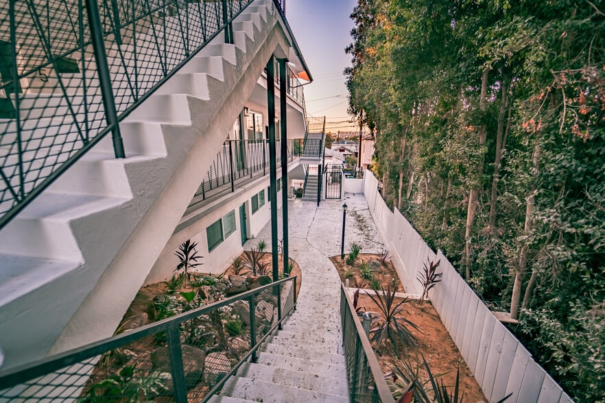 3776 Villa Terr., San Diego, CA for sale - Building Photo - Image 3 of 16