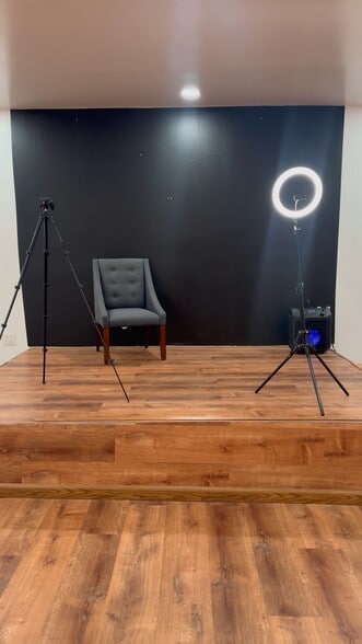 202-208 Cecil B Moore Ave, Philadelphia, PA à louer - Vidéo sur l’inscription commerciale - Image 2 de 22