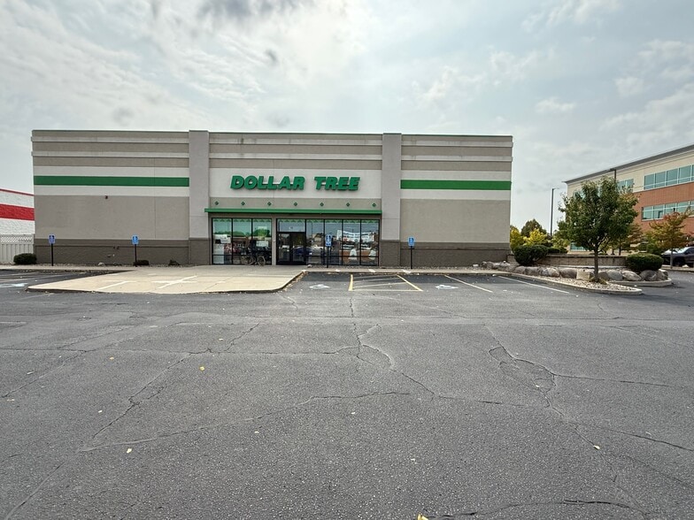 700 2nd St S, Waite Park, MN for sale - Building Photo - Image 1 of 12