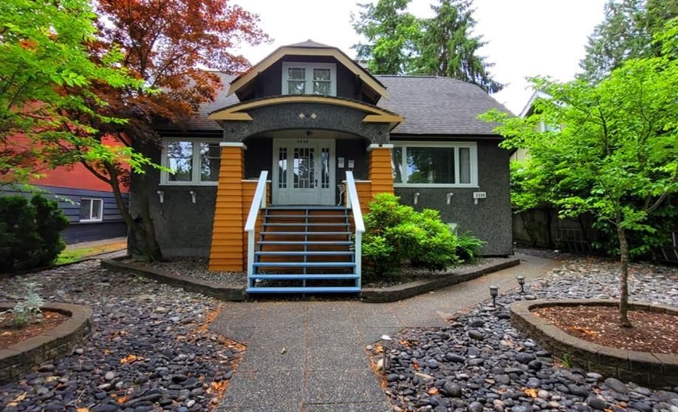 3346 10th Av W, Vancouver, BC for sale Primary Photo- Image 1 of 26