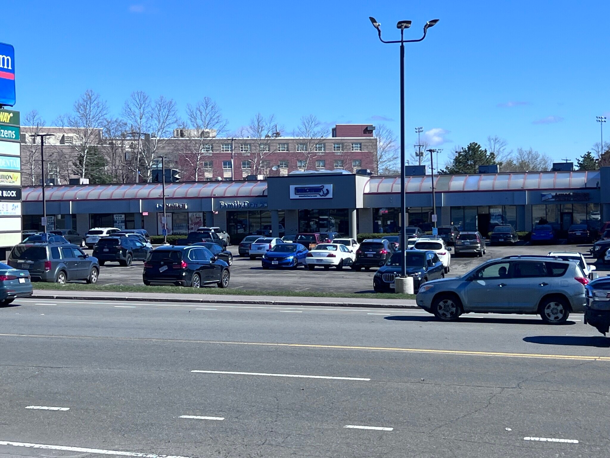 160 Winthrop Ave, Lawrence, MA for lease Primary Photo- Image 1 of 6