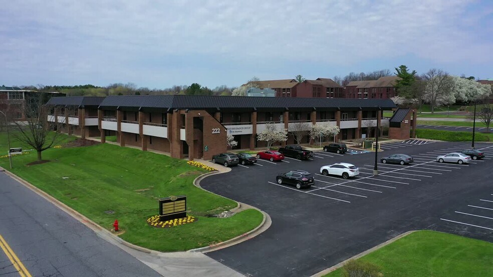 222 Schilling Cir, Hunt Valley, MD à louer - Vidéo sur l’inscription commerciale - Image 2 de 7