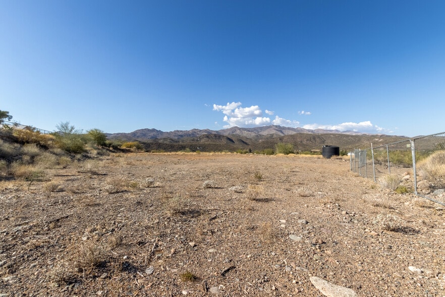 34690 Old Black Canyon Hwy, Black Canyon City, AZ for sale - Building Photo - Image 3 of 22
