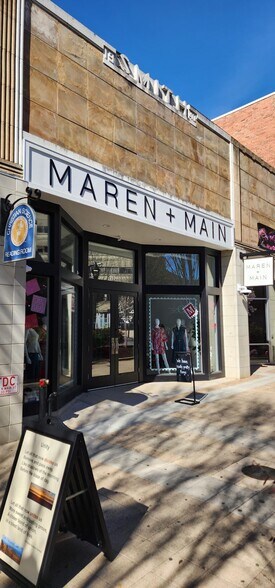 217-219 N Main St, Greenville, SC à louer - Photo du bâtiment - Image 2 de 7