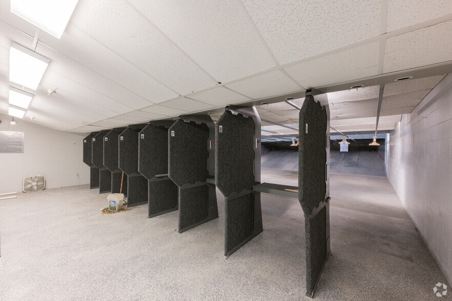 1212 N Boulder Hwy, Henderson, NV for sale - Interior Photo - Image 2 of 22