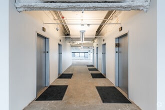 999 3rd Ave, Seattle, WA for lease Interior Photo- Image 2 of 22