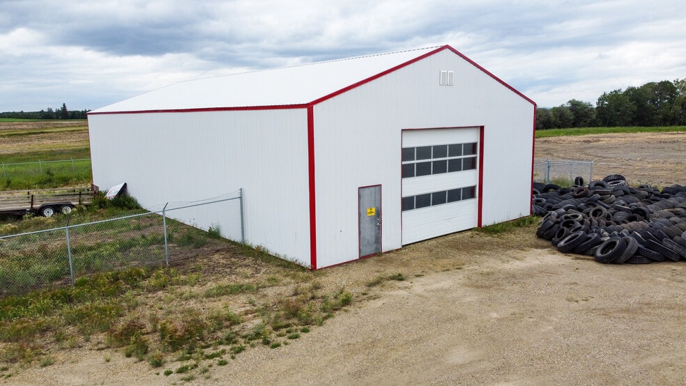 650 Sunrise Rd, Peace River, AB for sale - Building Photo - Image 3 of 35
