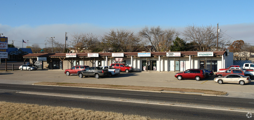 1101-1115 E Central Texas Expy, Killeen, TX for lease - Building Photo - Image 1 of 3