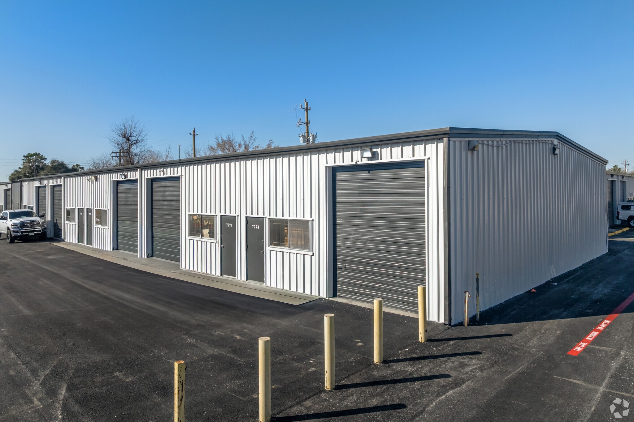 7752 Hammerly Blvd, Houston, TX for lease Building Photo- Image 1 of 7