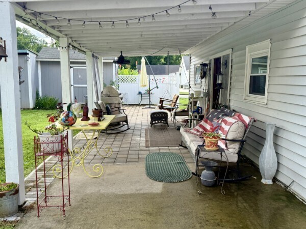 101 Webb Rd E, Bell Buckle, TN à vendre - Photo intérieure - Image 2 de 12