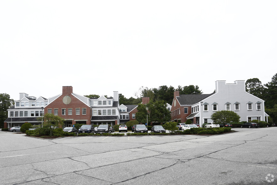 266 Main St, Medfield, MA à louer - Photo du bâtiment - Image 1 de 7