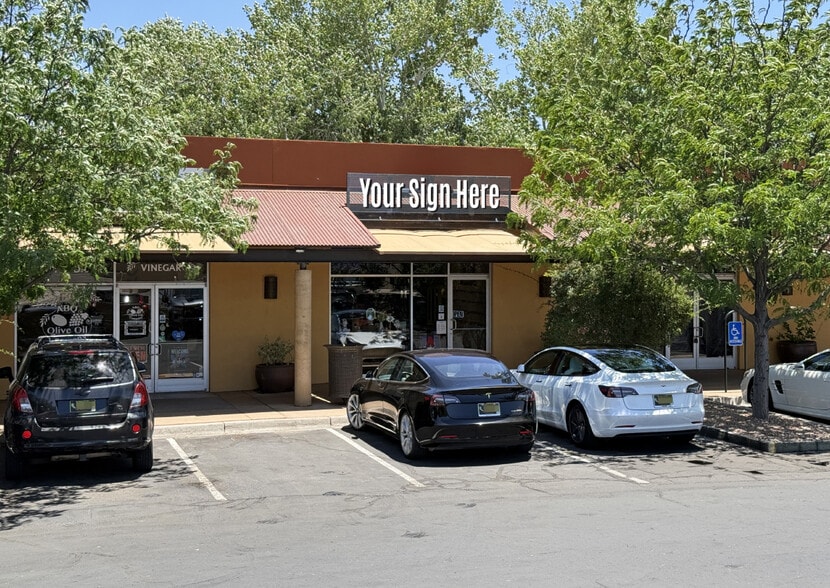 10700 Corrales Rd NW, Albuquerque, NM for lease - Building Photo - Image 1 of 8