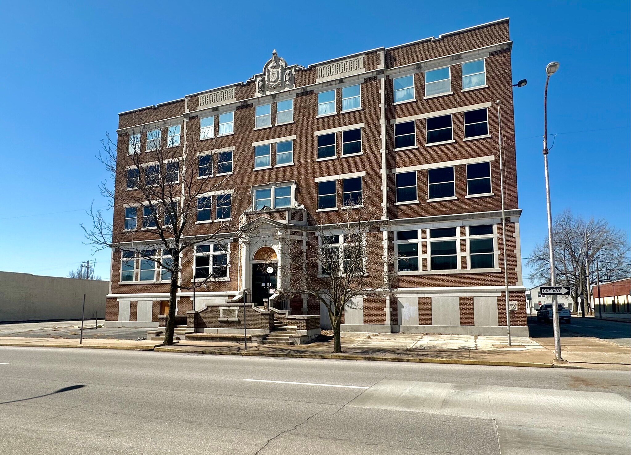 510 S Wall Ave, Joplin, MO à vendre Photo du bâtiment- Image 1 de 28