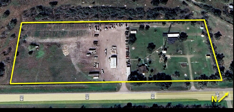 9347 Bus 77 hwy, Sinton, TX à vendre - Photo du bâtiment - Image 2 de 9