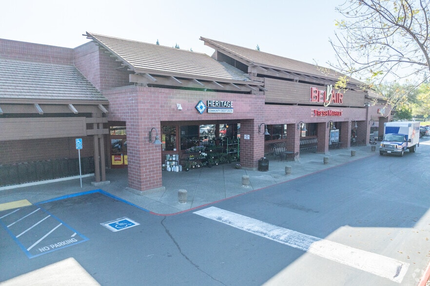 2095-2180 Golden Centre Ln, Gold River, CA for lease - Building Photo - Image 1 of 14