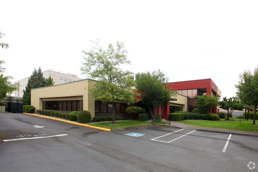 555 W Smith St, Kent, WA for sale - Building Photo - Image 2 of 5