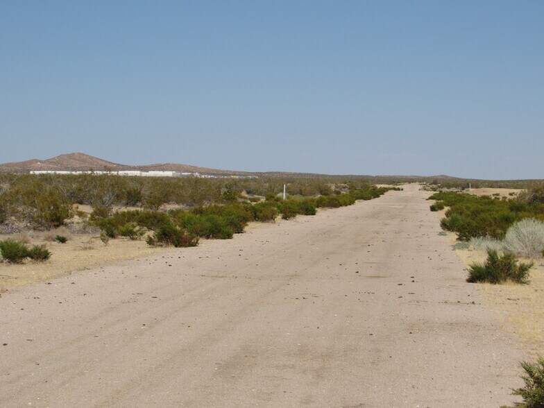 227-071-05-00-6 Lindbergh Blvd, California City, CA à vendre - Photo principale - Image 1 de 11