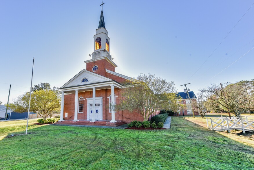 3901 Raeford Rd, Fayetteville, NC for sale - Building Photo - Image 1 of 1