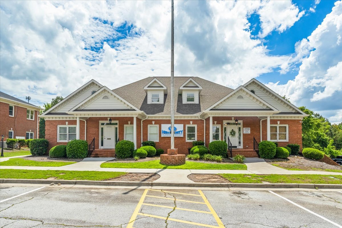 889 Commerce Dr Sw, Conyers, GA for lease Primary Photo- Image 1 of 80