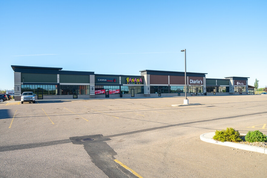 8120 44 St, Lloydminster, AB for lease - Building Photo - Image 2 of 15