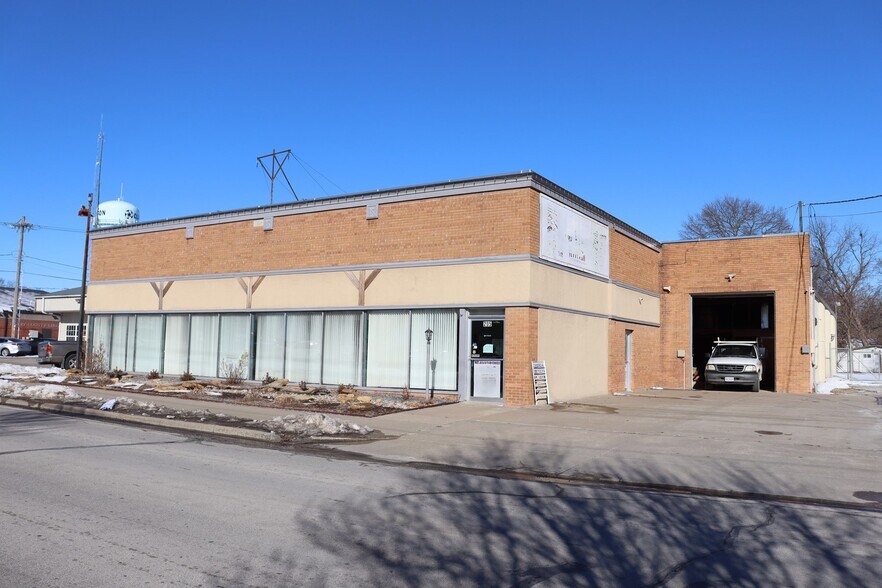 205 E Green St, Clinton, MO à vendre - Photo du bâtiment - Image 2 de 22