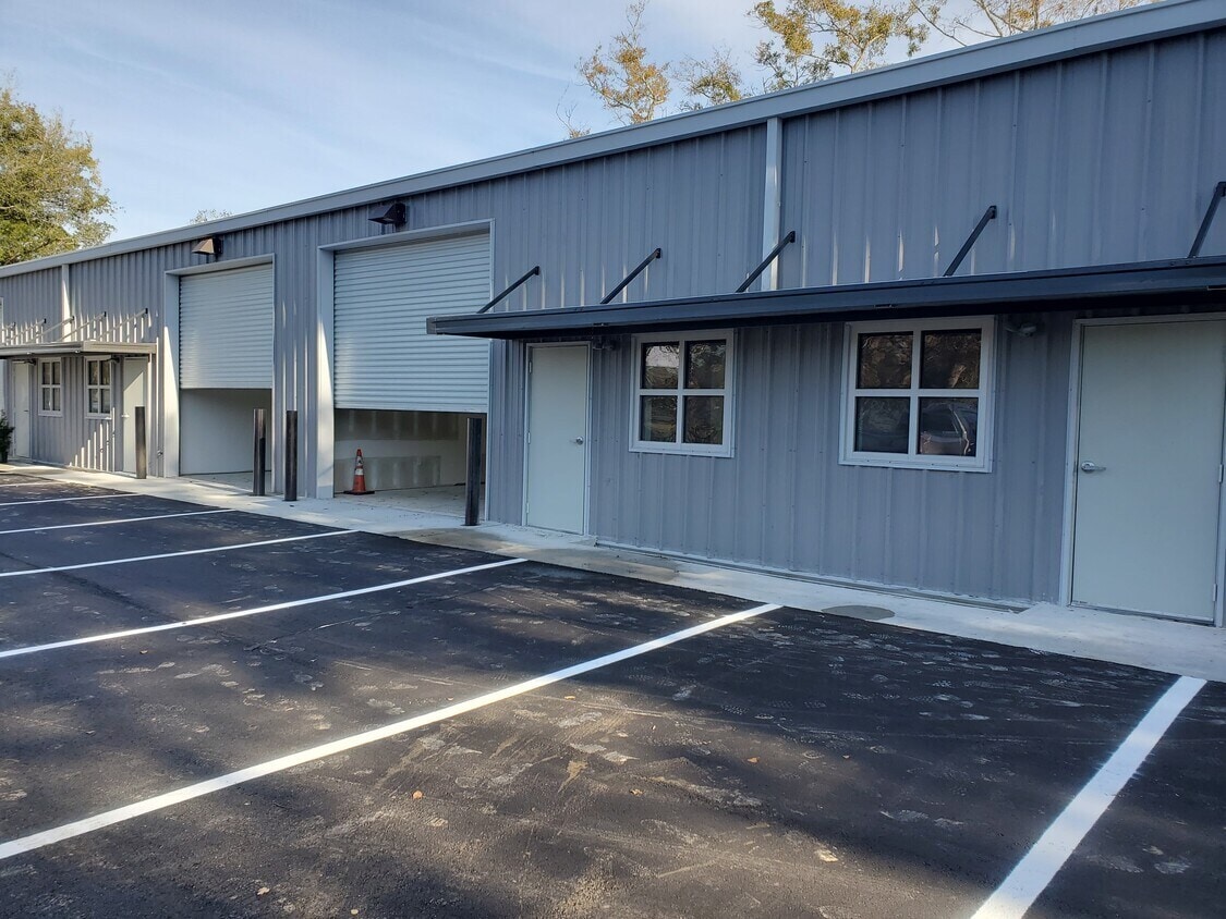3429 Maybank Hwy, Johns Island, SC for lease Building Photo- Image 1 of 8