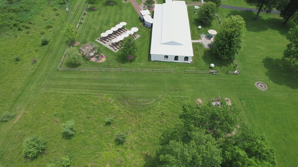 69 Lippincott Rd, Wallkill, NY à vendre - Vidéo sur l’inscription commerciale - Image 3 de 54