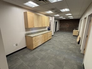 421-427 Main St, Worcester, MA for lease Interior Photo- Image 2 of 4