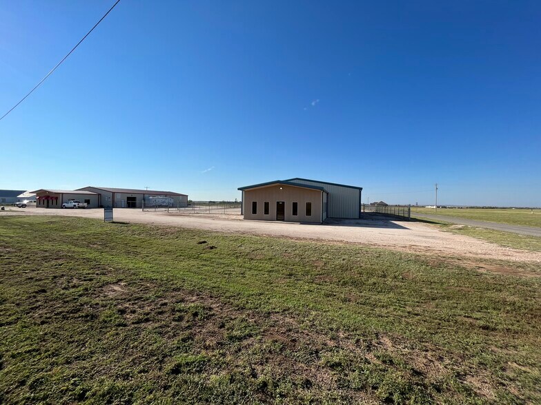 13441 US Highway 60, Arnett, OK à louer - Photo du bâtiment - Image 2 de 13