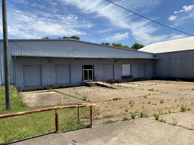 1610 Waterworks Rd, Columbus, MS à vendre - Photo du bâtiment - Image 2 de 11