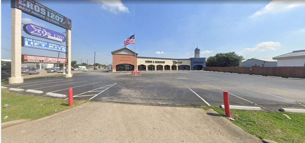 1201-1207 Spencer Hwy, South Houston, TX for lease - Building Photo - Image 3 of 5