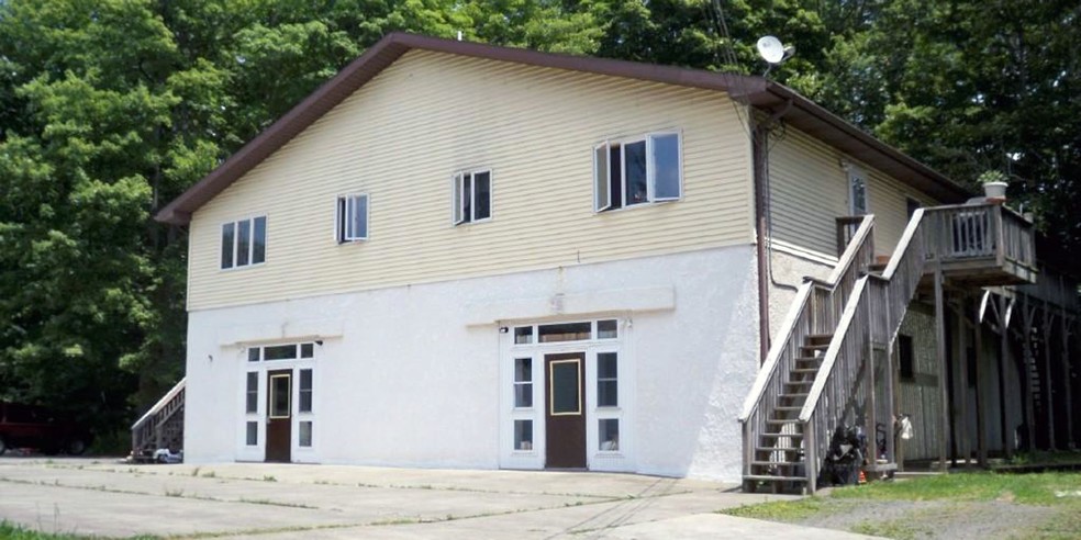 304 Drinker Tpke, Covington Township, PA for sale - Building Photo - Image 1 of 1